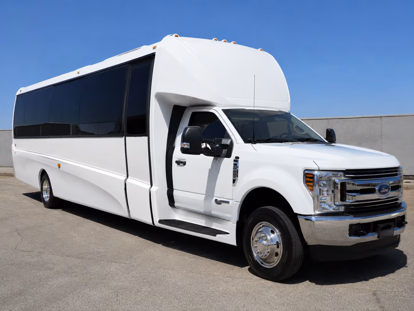 concert festival and nightlife buses in south jordan