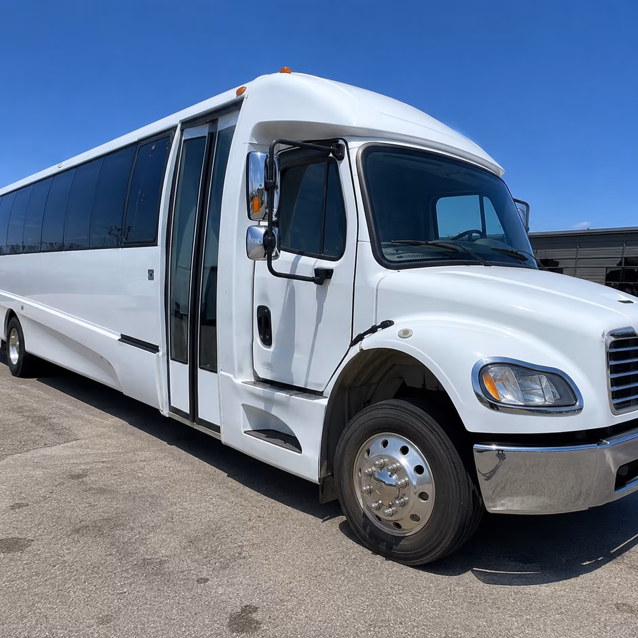 school field trip and educational outing buses